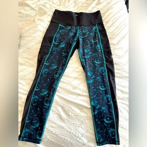 The North Face Black and Teal Leggings